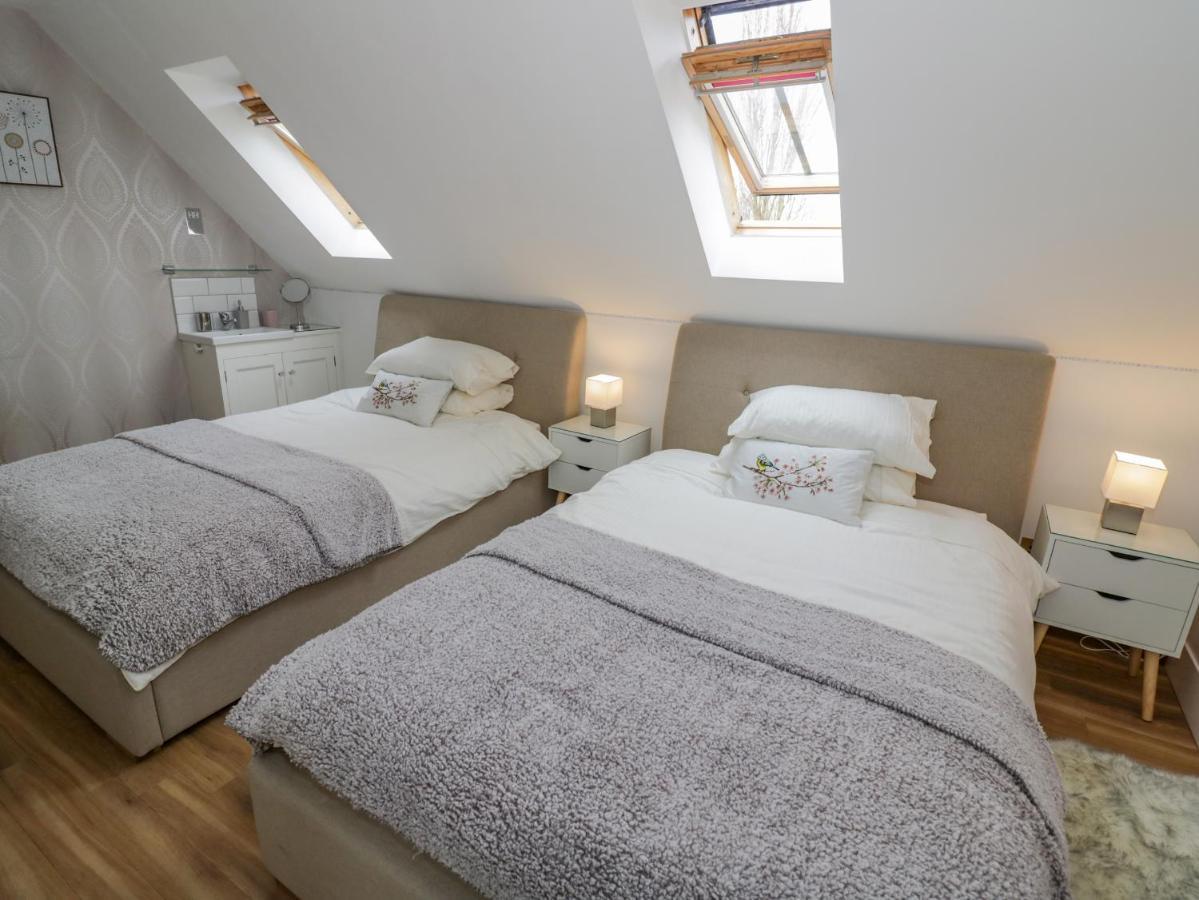 The Stables Villa Stourbridge Buitenkant foto